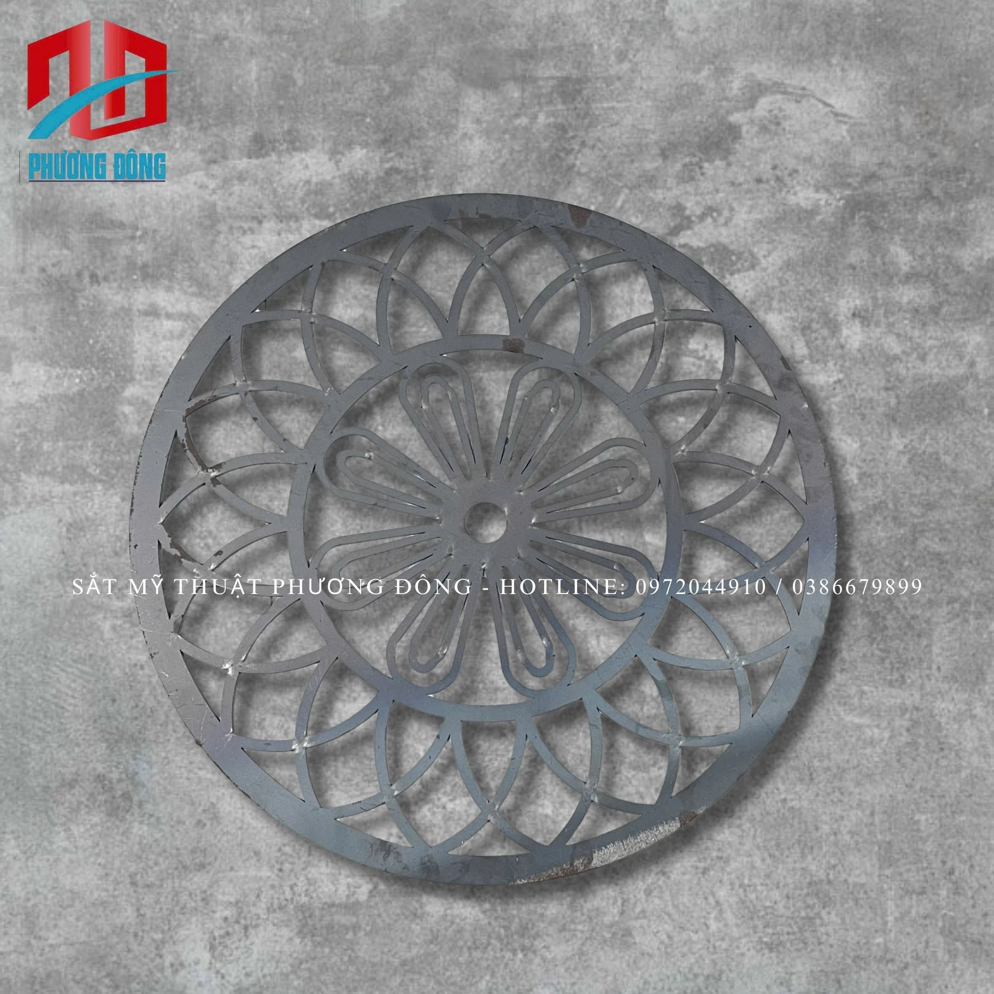 Mâm mái kính hoa văn CNC